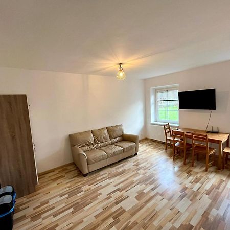 Monteurwohnung Leoben, Zentral Leoben  Eksteriør billede