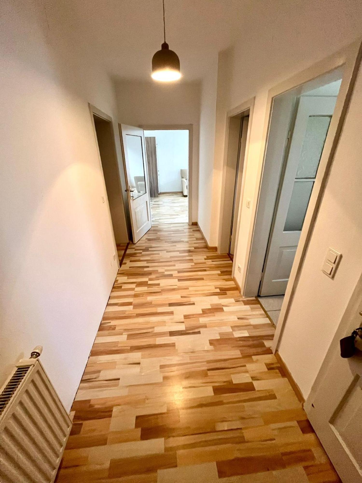 Monteurwohnung Leoben, Zentral Leoben  Eksteriør billede